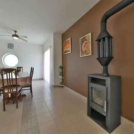 Ferienhaus Antonella Privlaka (Zadar)
