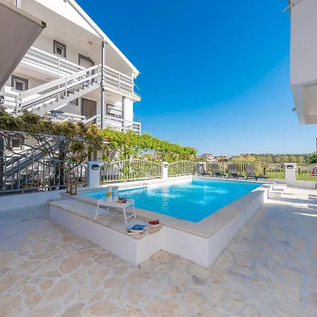 Ferienhaus Antonella Privlaka (Zadar)